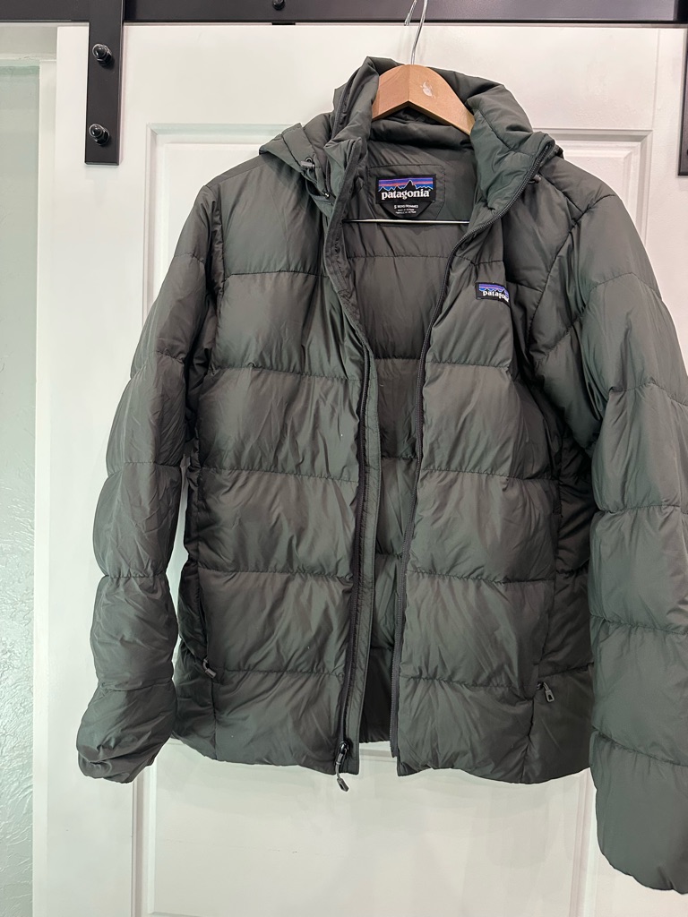 Patagonia Men’s Dark Gary Puffer Jacket With Hood